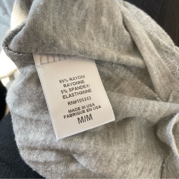 Grey tank blouse with neckline detail - Picture 3 of 4